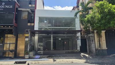 Cho thuê mt tú xương q3 ***–6x23m–trệt lầu sàn suốt–chỉ 65tr