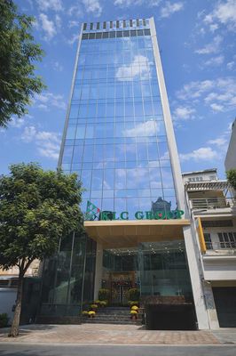 Building mặt tiền trần hưng đạo ngay nguyễn thái học