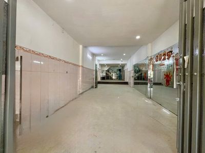 Cho thuê nhà mặt tiền nguyên căn đường bùi quang là, sạch đẹp