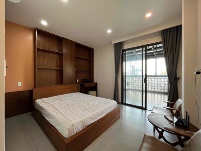 Căn hộ 1PN Tách bếp 50m2 thang máy ngay mặt tiền Hùng Vương Quận 5