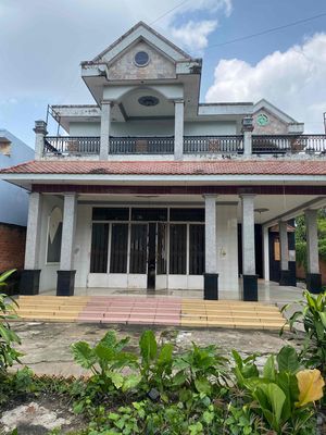 nhà bán hoặc cho thuê ở hoặc mở công ty