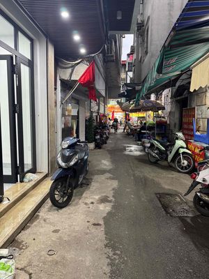 cc bán nhà mặt ngõ phân lô