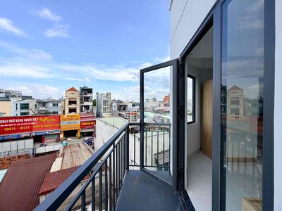 Studio ban công full nội thất mới xây đi bộ tới iuh