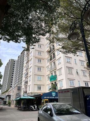 Mặt bằng 2500m sát bên chung cư giá 100 triệu