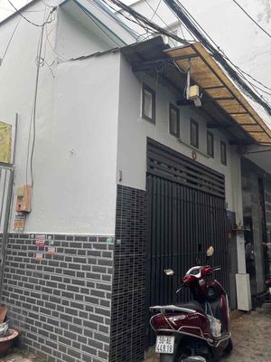 Nhà rẻ 6tr ( 5 8) 1 lửng đúc 1pn,1wc ,hẻm 3 gác ,khu đs 3 bình long