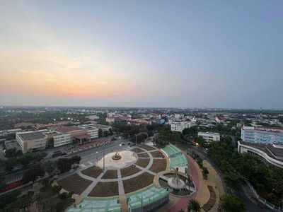 Căn 2PN Căm góc, Có bancon Cho thuê Full nội thất. Giá 10 tr/tháng.