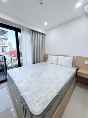 Cho thuê căn hộ 1 phòng ngủ mới keng ngay biển- Sơn Trà
