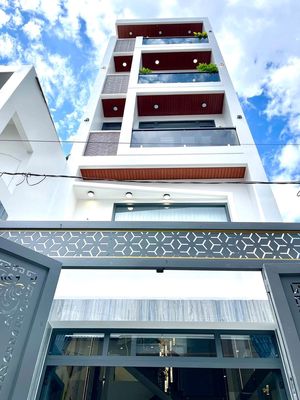 Nhà 5 Tầng Ngay Chợ Lê Văn Quới - 4*18m - Xe Hơi Đỗ Cửa