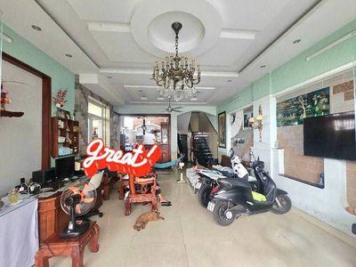 Nhà 4 tầng 4PN Linh Xuân, Thủ Dầu Một, Bình Dương > 8 tỷ