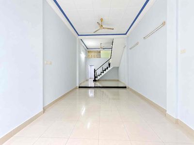 nhà tân hương 4x16m 1lừng 1 lầu 4 phòng ngủ