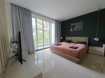 Biệt thự sân vườn ven sông Q7