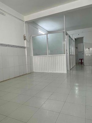Cần Bán Chung Cư Ấn Quang Lô D Lầu 1