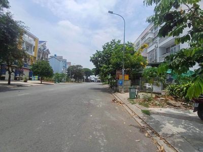 Bán đất mặt tiền 30m KDC Phong Phú 4, Bình Chánh