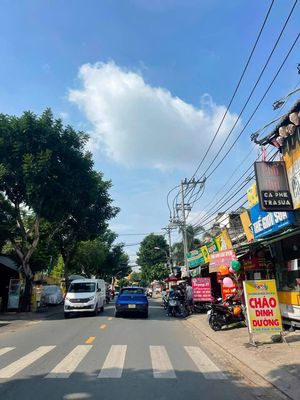 Bán nhà MT Đường 11, P. Linh Xuân, TP.HCM, 100m2, kinh doanh sầm uất