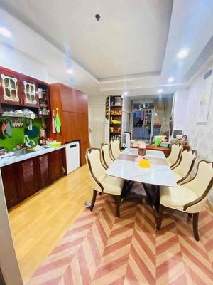 Bán chung cư khánh hội bến vân đồn 2pn 2wc tầng thấp