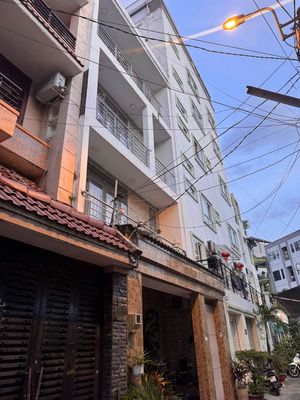 Nhà 60m2 4 tầng gần CV Gia Định, BV 175, 8.99 tỷ