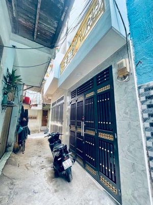 Chỉ 2tỷ, sở hữu ngay nhà tp ngay trường tiểu học bình long