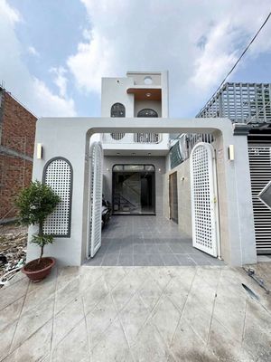 bán nhà lầu hẻm xe hơi sổ hồng riêng xã Tân Kim Cần Giuộc
