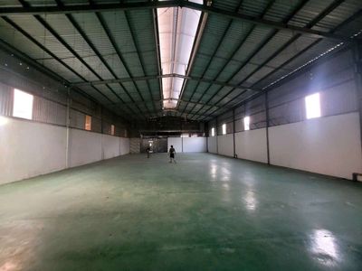 Cho Thuê Nhà Xưởng Quận 12. dt: 400m Nền epoxy Giá: 26tr