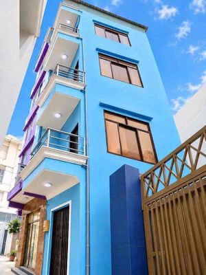 Nhà thuê cmt8 quận 10