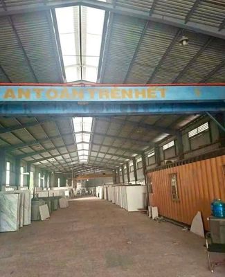 Cho thuê kho xưởng mặt tiền DT 743, Dĩ An, Bình Dương - 2400m2