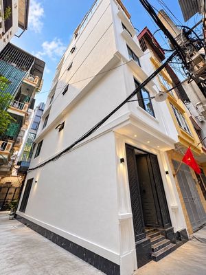Tòa Nhà Dịch Vụ Vũ Tông Phan, Thanh Xuân, 48m², 11.8 tỷ