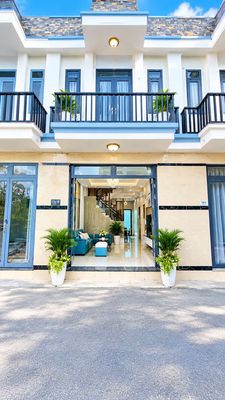 Chính chủ bán lỗ căn nhà 2 mặt tiền