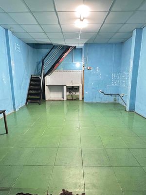 Mặt tiền - nhà nguyên căn - 2pn - 2wc - ban công