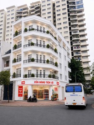 Mua là lời ngay 3 tỷ - 2mt ngay công viên Bình Phú - 7x18 - 4 tầng