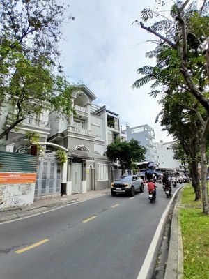 Nhà 2 Mặt Tiền Ngang 10x16m cn:154,5m2