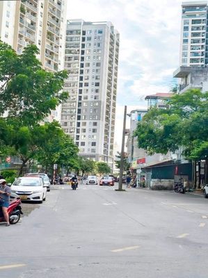 Nhà 6 Tầng Thang Máy Bồ Đề Long Biên Ô tô vào nhà