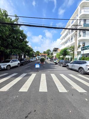 Bán nhà C4 gác lửng Tân Đông Hiệp, Dĩ An, Bình Dương