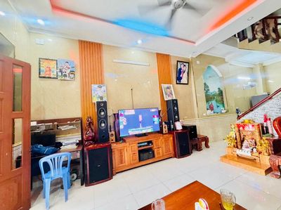 Nhà 2 tầng An Phú 50m2, 2PN, gần chợ Phú Phong