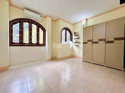 Cho thuê nhà 25m2, 5 tầng, 3 ngủ, Đống Đa, 8 triệu