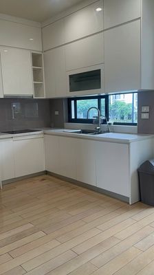Cho thuê Shophouse Nguyễn Xiển, 75m2, 5 tầng, 35 triệu/tháng
