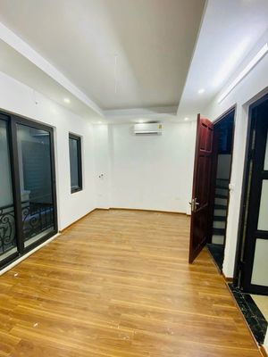 Cho thuê nhà riêng 38m x 6 tầng ngõ 21 Lê Văn Lương, Thanh Xuân