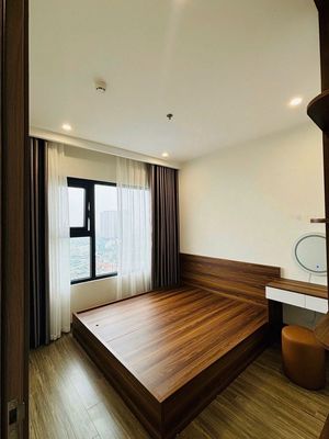 Cho thuê căn hộ 2PN, 11tr/th, tầng trung, VINHOMES SMART CITY