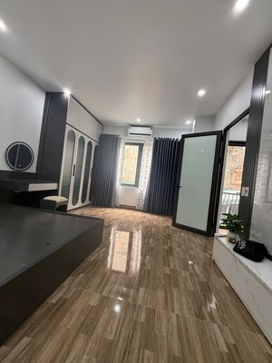 Cho thuê nhà 5 tầng có thang máy Nguyễn Khoái, Hai Bà Trưng