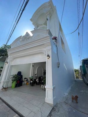 Nhà 2 mặt tiền Dĩ An, có dòng tiền