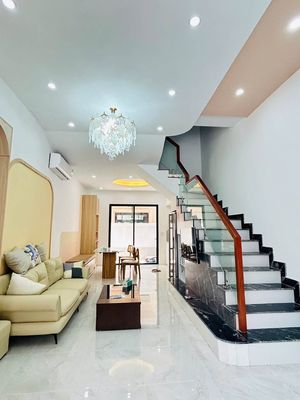Cho thuê căn Cọ Xanh - Ocean Park 2, 5 tầng, full đồ