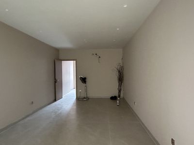 Cho thuê mặt bằng tầng 1 để xe và toàn bộ tầng 2