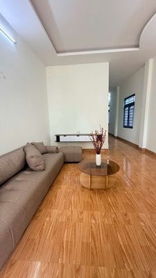 Nhà 1 mê trung tâm phố hẻm Hùng Vương