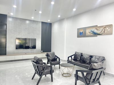 Cho thuê villa cc westgate 150m2, full nội thất, đối diện hồ bơi — ảnh 1