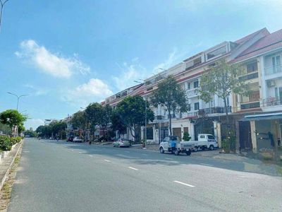 Cho thuê nhà 3 tầng - mặt tiền đường lý thái tổ - khu hưng phú 1