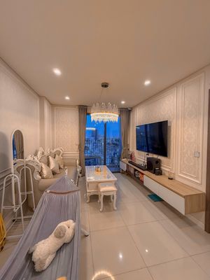 Kẹt tiền bán gấp căn 2pn nội thất cao cấp