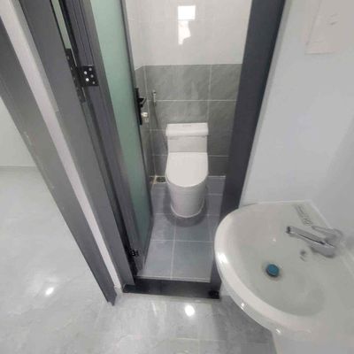 Nhà (MỚI) cho thuê nguyên căn giá 8tr ở gần cầu Phú Mỹ Quận 7 — ảnh 1