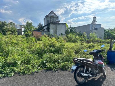 Gia đình đi định cư bán gấp