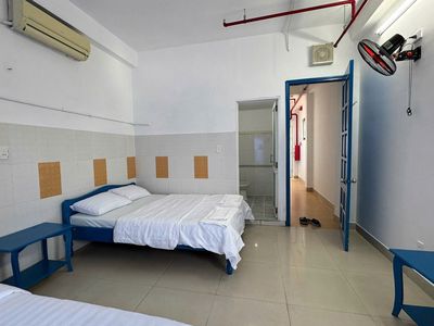 Cho thuê hotel trần văn dư gần biển - 5 tầng 18 phòng có thang máy