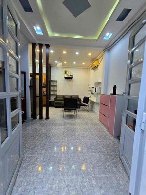 Cho thuê nhà 1 trệt 2 lầu 2pn 3wc