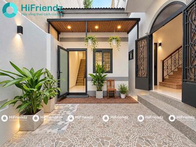 Cho thuê nhà nguyên căn_phan xích long_1 trệt 1 lầu_có sân để xe_cọc 1